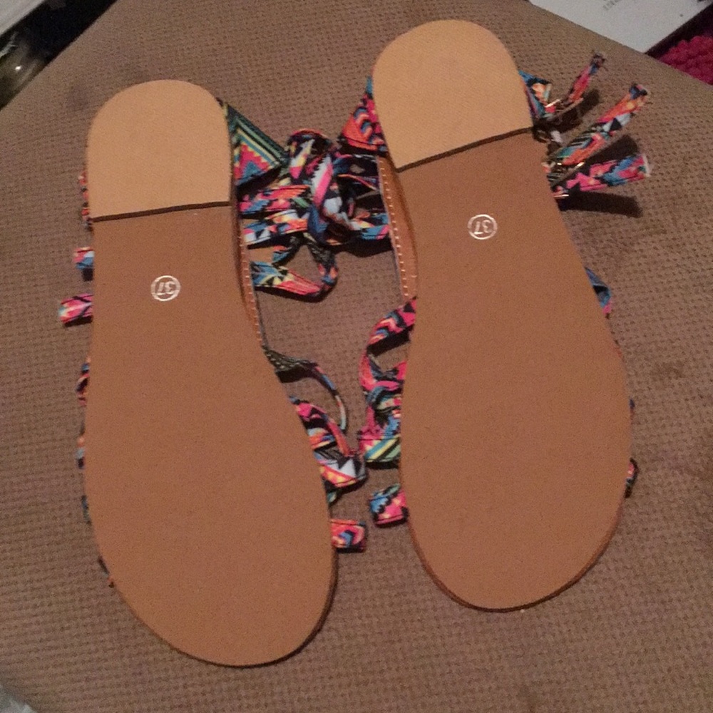 Sandals - Picture 2 of 3